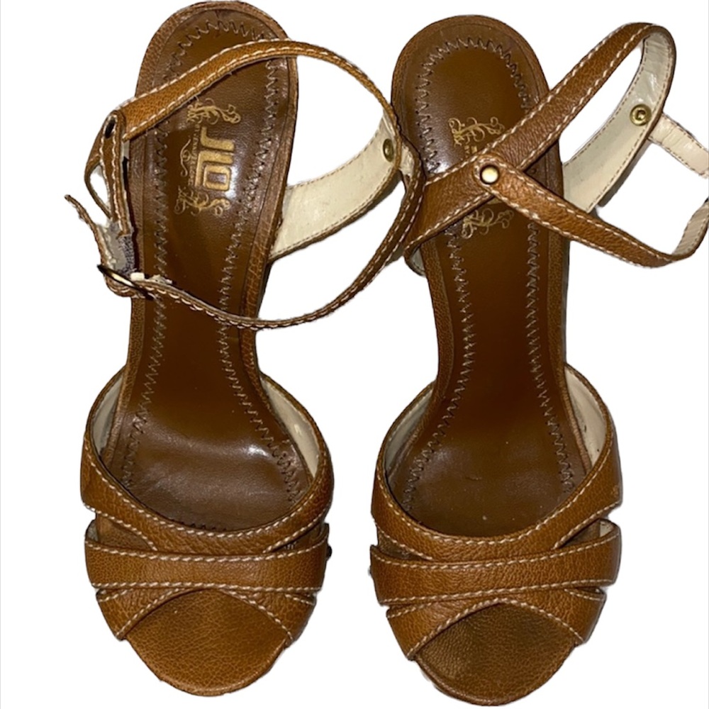 Jennifer Lopez leather wooden platform high heal brown sandal strap pump shoes
